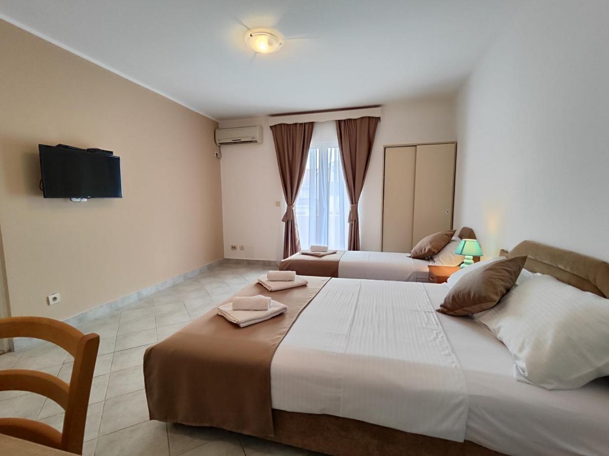 Villa Hera Budva Buitenkant foto