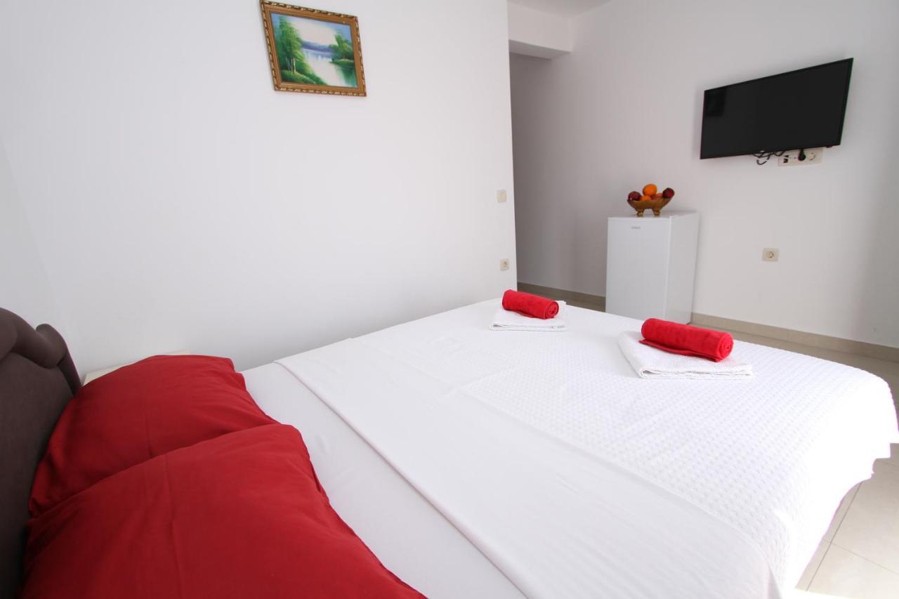 Villa Hera Budva Buitenkant foto
